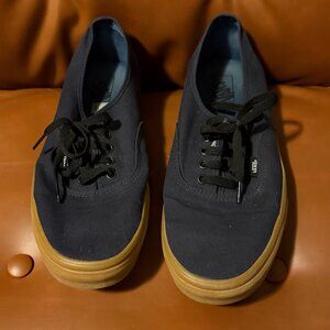 Men's 13 Navy Van's Authentic gum sole